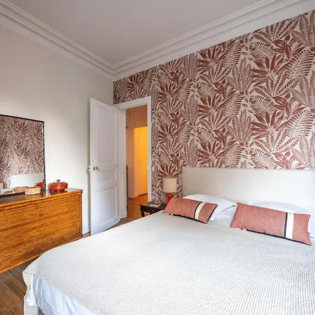 Διαμέρισμα De Charme A Montmartre Παρίσι